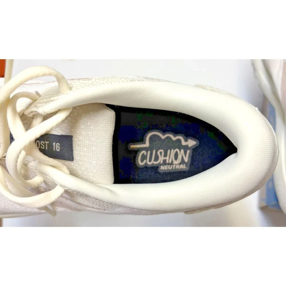 Brooks Ghost 16 Neutral White Cushioned Men’s Running Shoe Size 11.5M New in Box